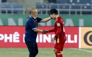 bi-dong-doi-tay-chay-gay-gat-quang-hai-se-som-chia-tay-pau-fc-ve-viet-nam