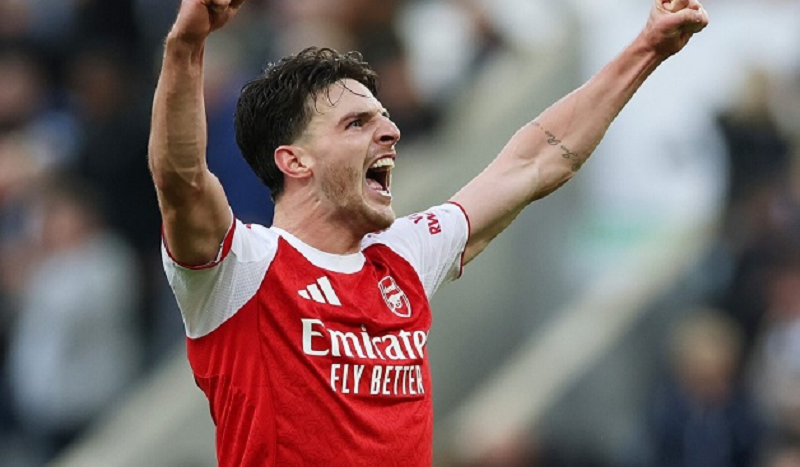 be-phong-cho-tham-vong-vo-dich-cua-arsenal